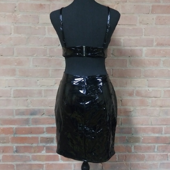 NEW Wet Look Black Party Set 🎈 - Picture 6 of 8